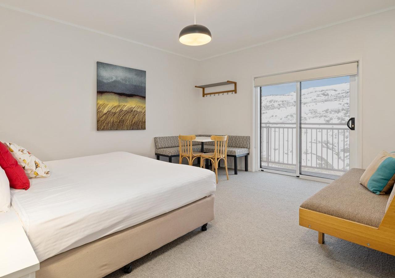 Guthega Inn Perisher Valley Exterior photo